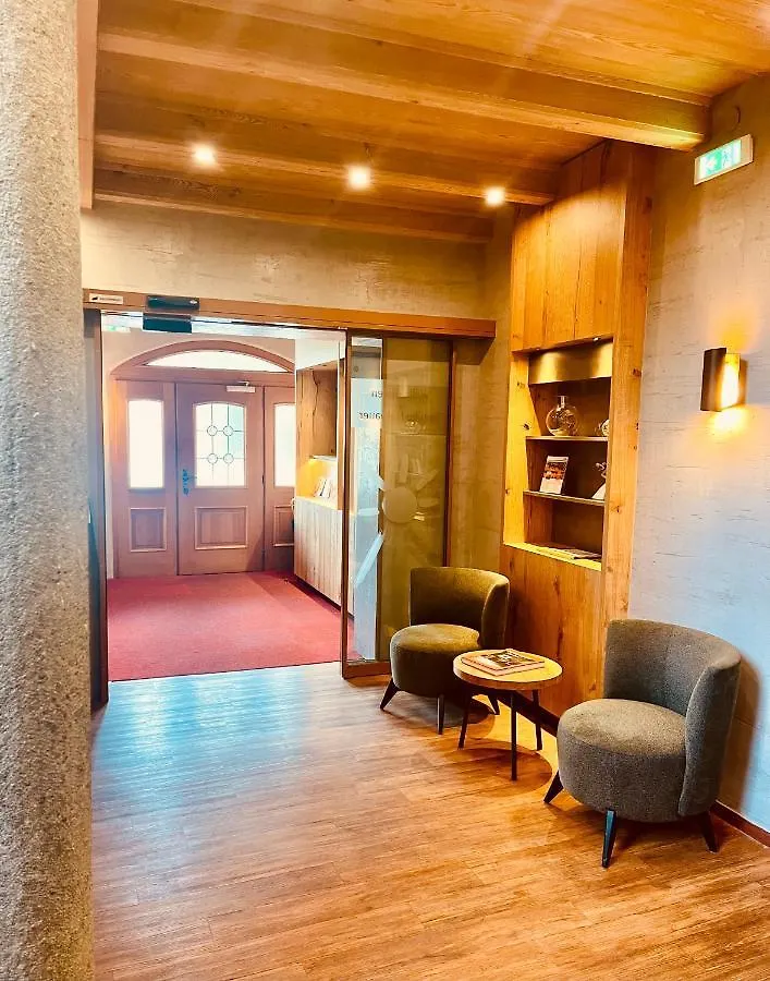 Hotel Sonnenhof - Bed & Breakfast & Appartements Innsbruck