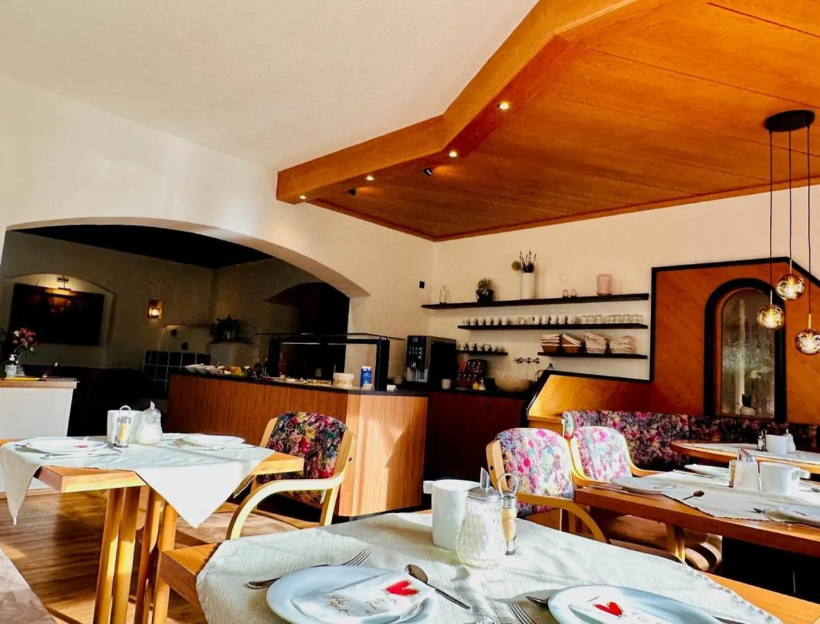 Hotel Sonnenhof - Bed & Breakfast & Appartements Innsbruck Østrig