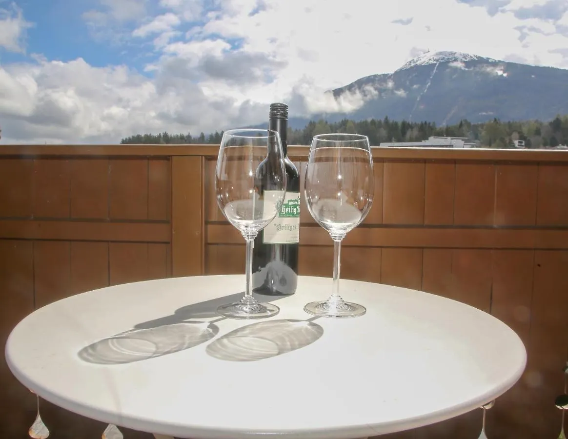 Hotel Sonnenhof - Bed & Breakfast & Appartements Innsbruck