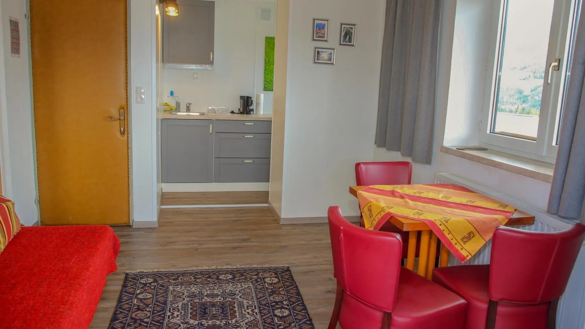 Hotel Sonnenhof - Bed & Breakfast & Appartements Innsbruck 3*,  Østrig