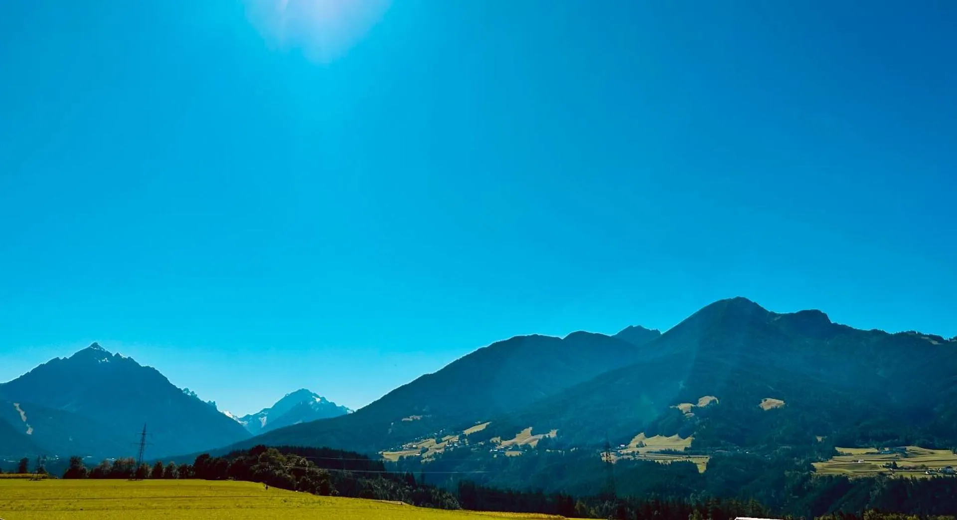 Hotel Sonnenhof - Bed & Breakfast & Appartements Innsbruck