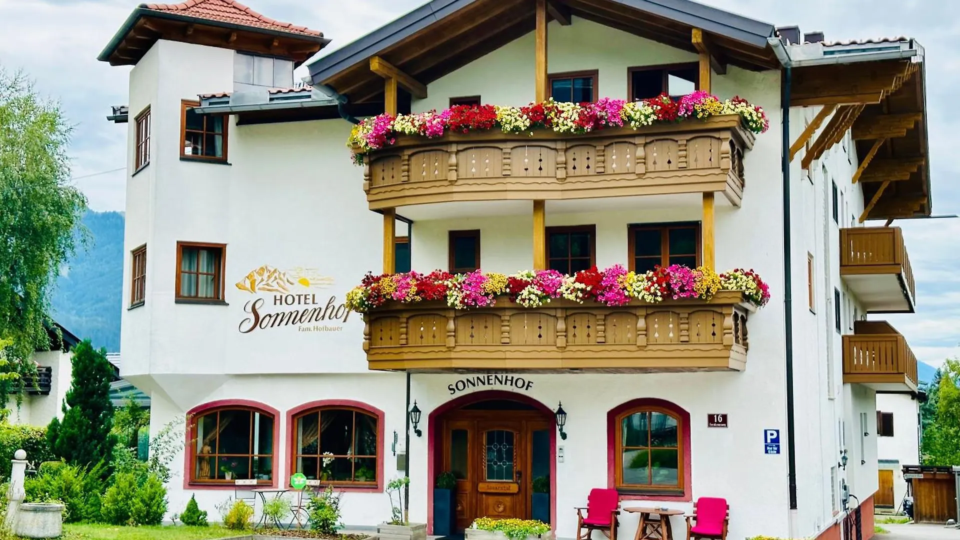 Hotel Sonnenhof - Bed & Breakfast & Appartements Innsbruck Østrig