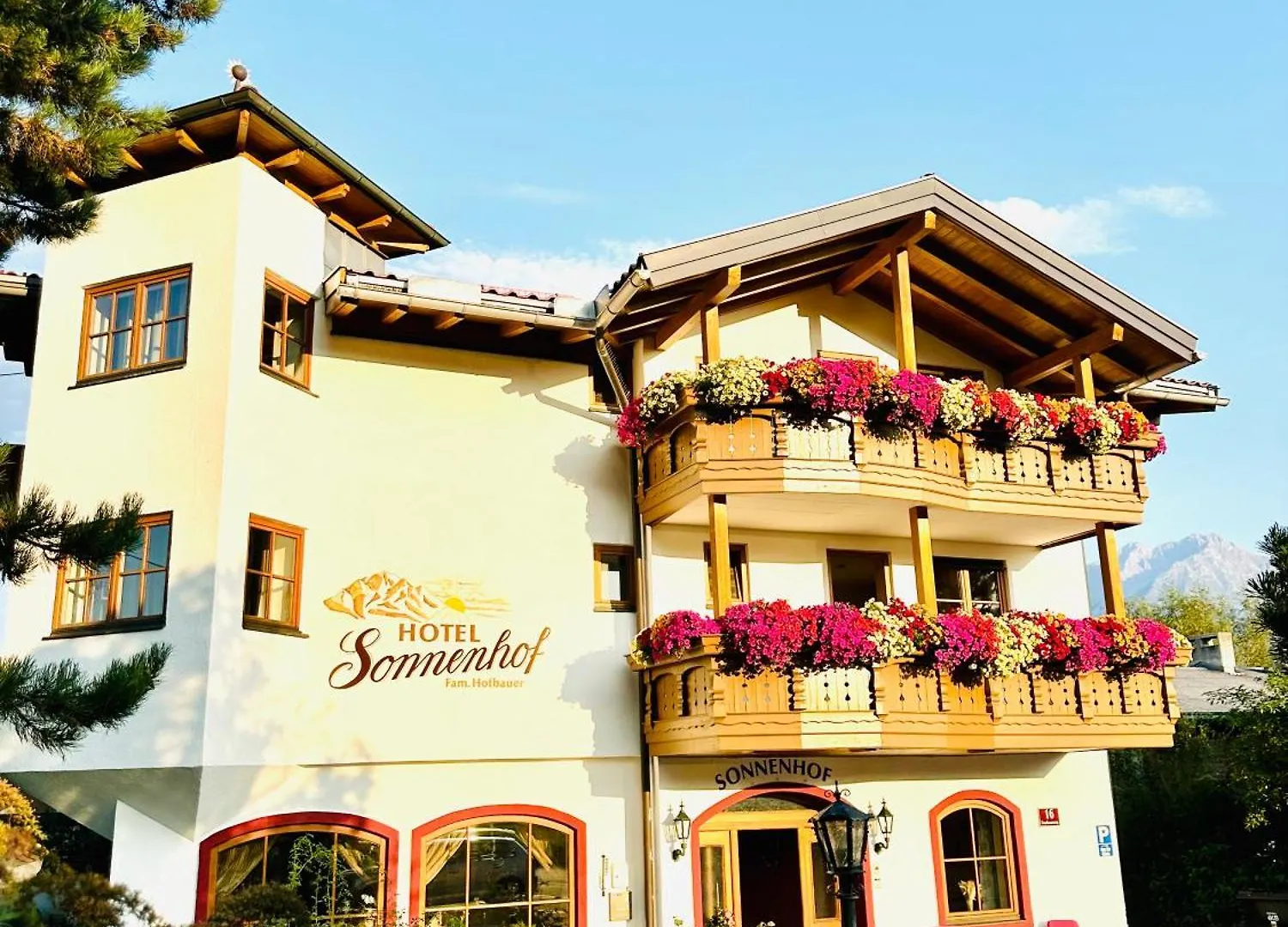 Hotel Sonnenhof - Bed & Breakfast & Appartements Innsbruck 3*,  Østrig