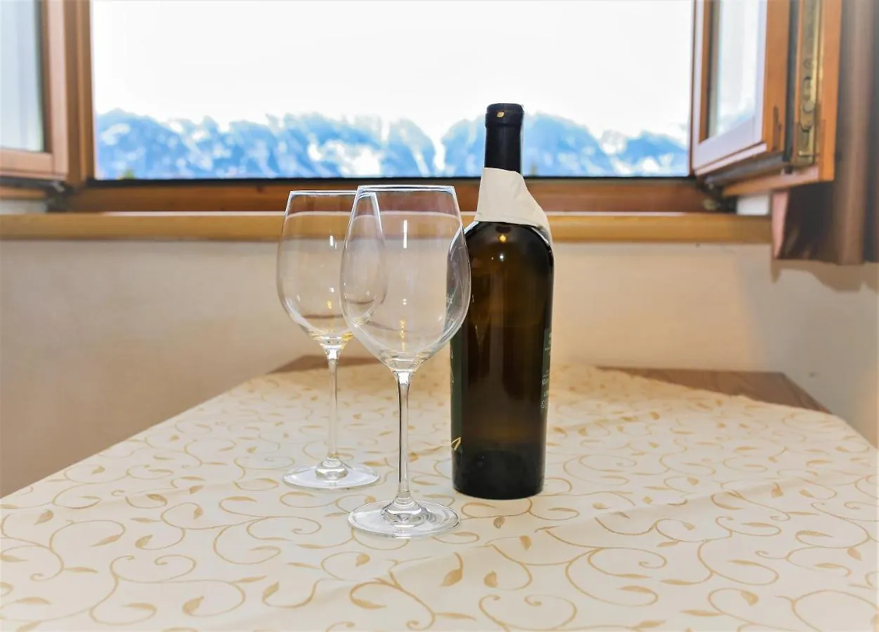 Hotel Sonnenhof - Bed & Breakfast & Appartements Innsbruck